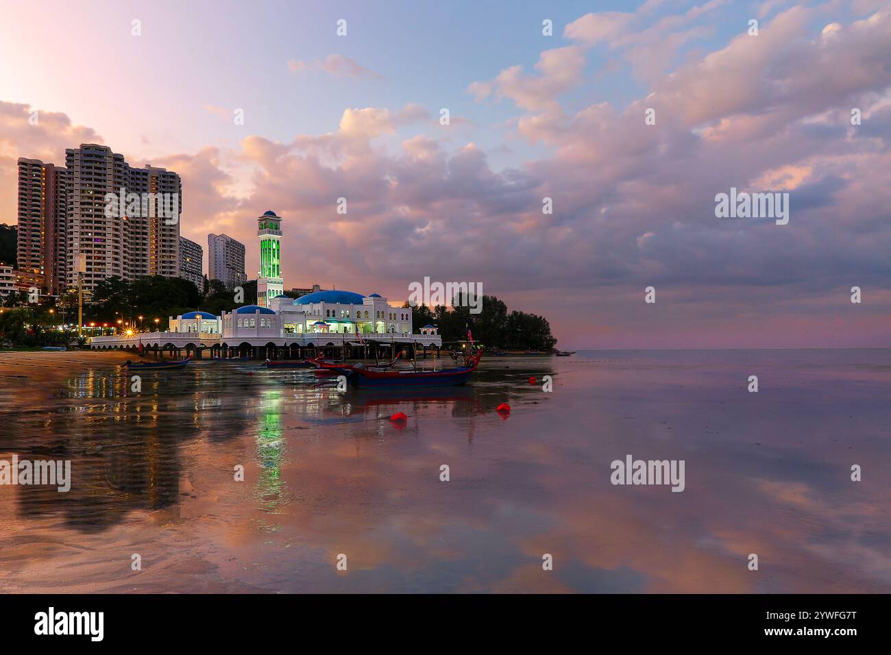 Masjid Terapung, auch bekannt als schwimmende Moschee in Penang, Malaysia Stockfoto