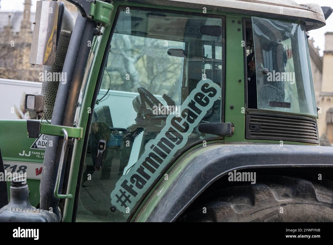 Die britischen Landwirte in London protestieren in Westminster gegen die Änderung der Erbschaftssteuer. Quelle: Ian Davidson/Alamy Live News Stockfoto