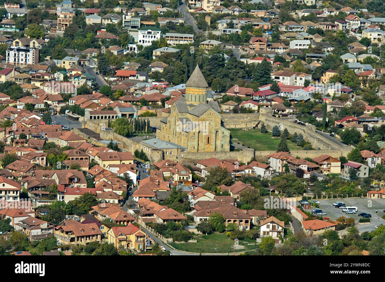 Die Svetitskhoveli-Kathedrale im Zentrum der Stadt Mzcheta, Georgien Stockfoto
