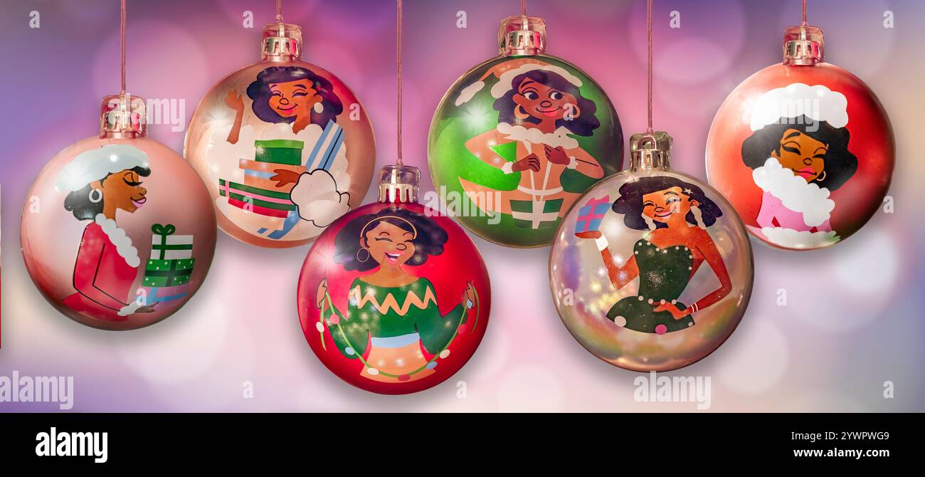 Weihnachtsschmuck mit schwarzen afrikanischen Frauen, die Präsente umhüllen und tragen. Stockfoto