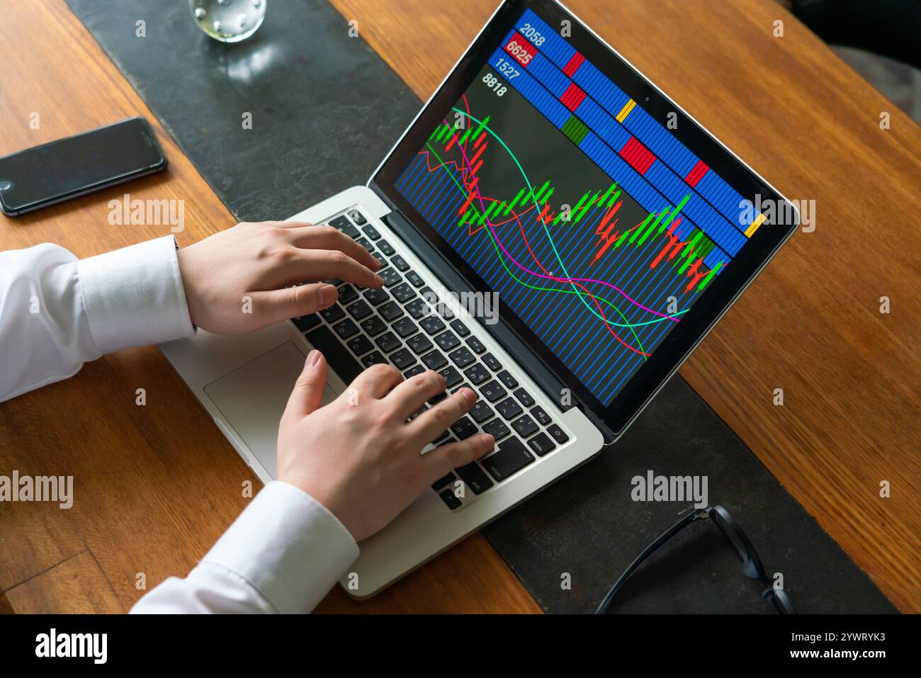 Aktienanlage, Fintech, Aktienkurs, Aktienkurs, Asset Management, Finanzen, Aktiendiagramm, Geld Stockfoto