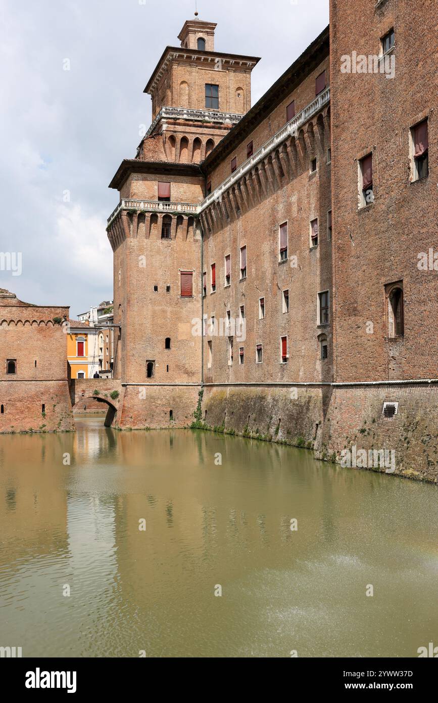 Schloss Estense, vier Türmen Festung aus dem 14. Jahrhundert, Ferrara, Emilia-Romagna, Italien Stockfoto