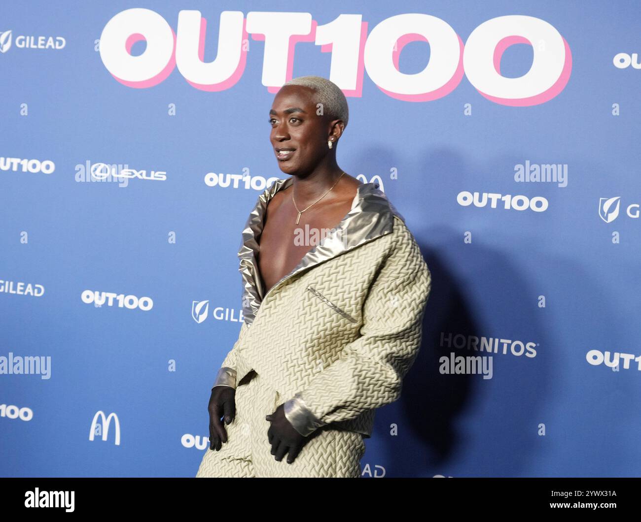 Los Angeles, USA. Dezember 2024. VINCINT kommt am Mittwoch bei der Out100 Celebration 2024 im NeueHouse Hollywood in Hollywood, CA, an? Dezember 2024. (Foto: Sthanlee B. Mirador/SIPA USA) Credit: SIPA USA/Alamy Live News Stockfoto