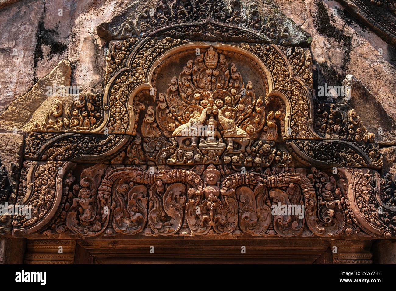 Kambodscha, Kambodscha, 26.02.2024, Siem Reap, Angkor-Tempel, Benteay Srei, Lady Temple, Khmer, Ruinen, Ruinen, Foto von Jean-Yves Bardin Stockfoto