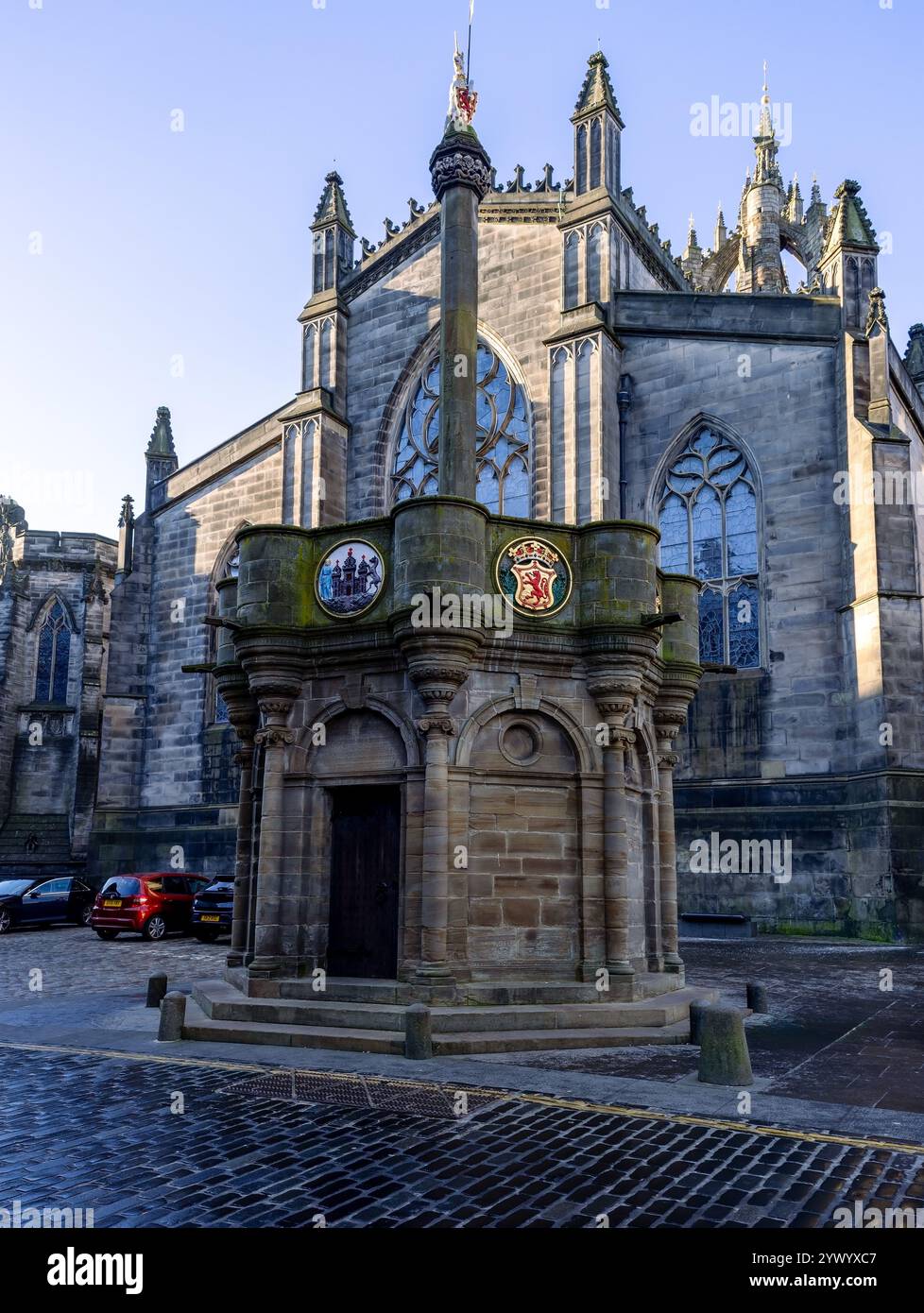 Mercat Cross am Parliament Square, Edinburgh, Schottland, Großbritannien Stockfoto