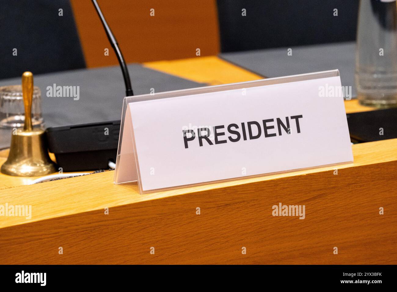 Präsident beim Treffen der Wirtschafts- und Finanzminister der Europäischen Union im Rahmen der Eurogruppe beim Europäischen Rat in Stockfoto