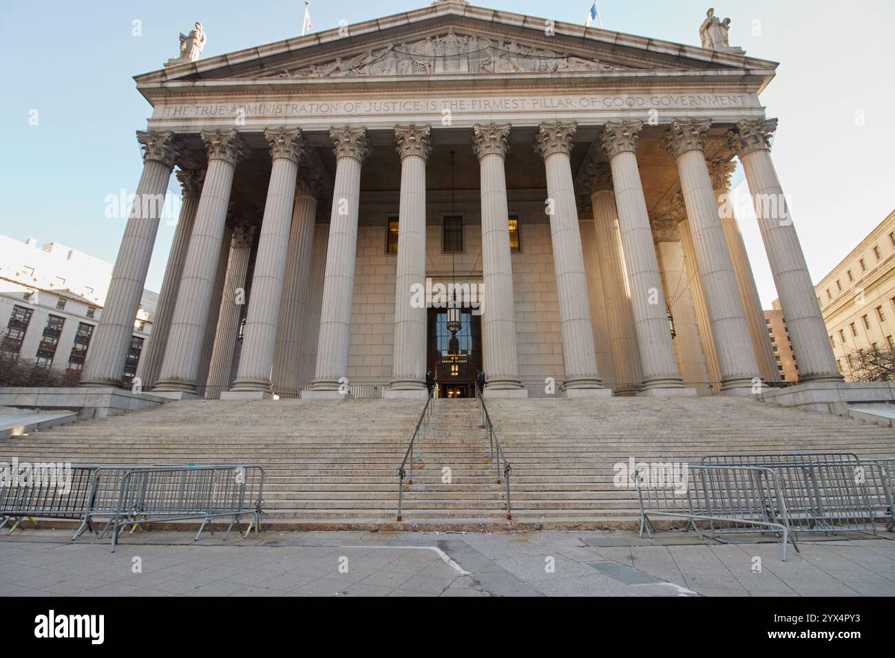 Eintritt zum New York State Supreme Court an der 60 Centre Street in Lower Manhattan, New york Stockfoto