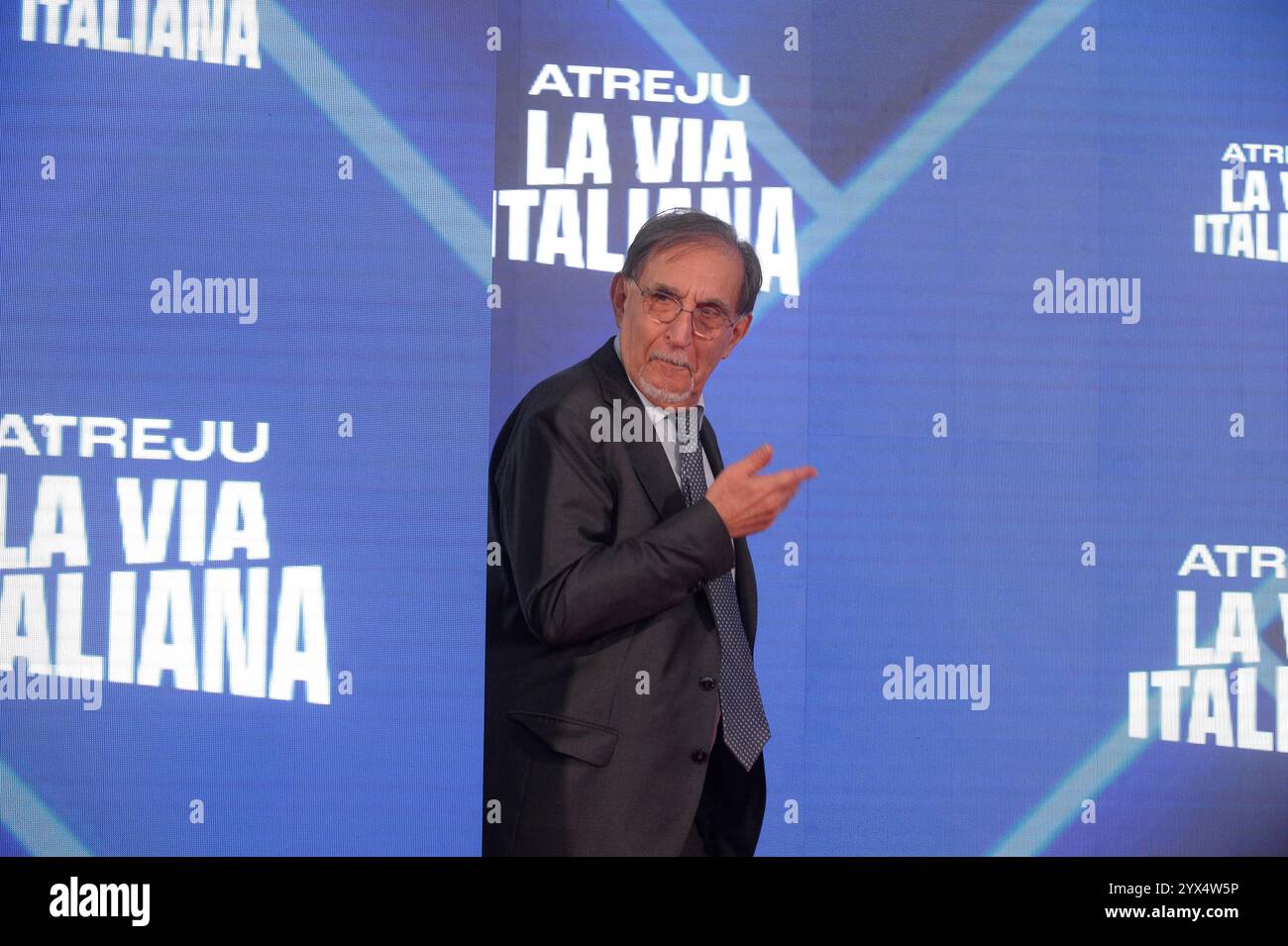 Italien, Rom, 13. Dezember 2024: Atreju 2024, Veranstaltung der Partei "Fratelli d'Italia" (Partei der Brüder Italiens). Foto Ignazio La Russa, Präsident des Senats Foto © Stefano Carofei/Sintesi/Alamy Live News Stockfoto