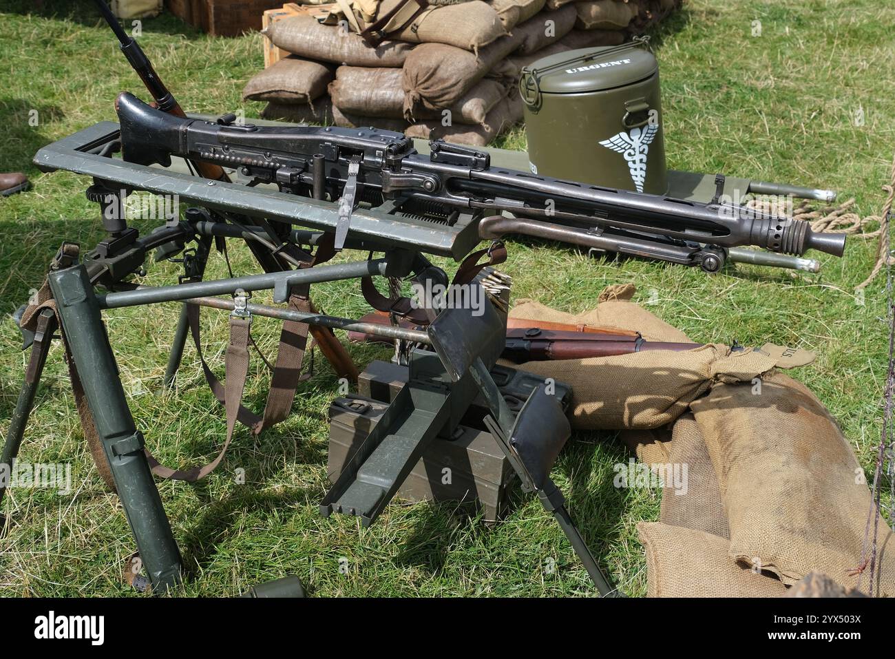 Das MG 42 ist ein luftgekühltes Mehrzweckmaschinengewehr, das von der Wehrmacht und der Waffen-SS eingesetzt wird Stockfoto