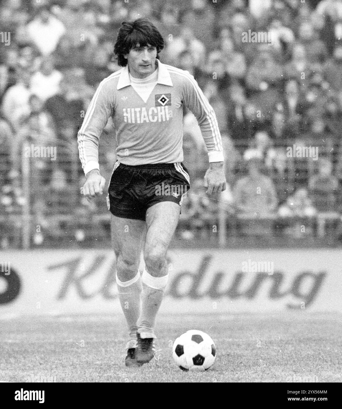 VFL Borussia Mönchengladbach - Hamburger SV 4:3 /09.02.1979/ Ivan Buljan (HSV) am Ball [automatisierte Übersetzung] Stockfoto