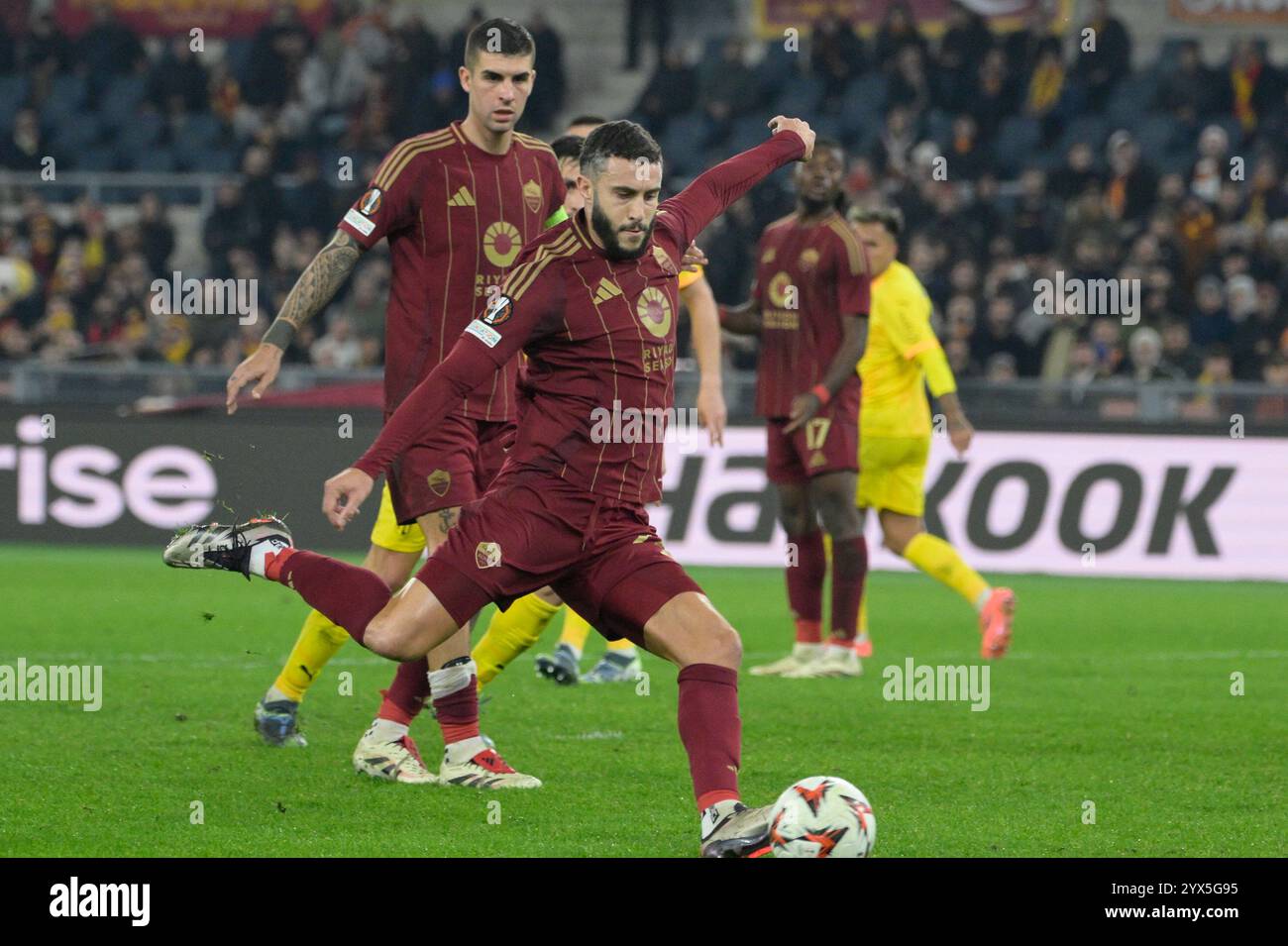 Mario Hermoso von Roma wurde während des Fußballspiels der UEFA Europa League 2024-2025 zwischen AS Roma und SC Braga im Olympiastadion in Aktion genommen. Endpunktzahl; AS Roma 3: 0 SC Braga. Stockfoto