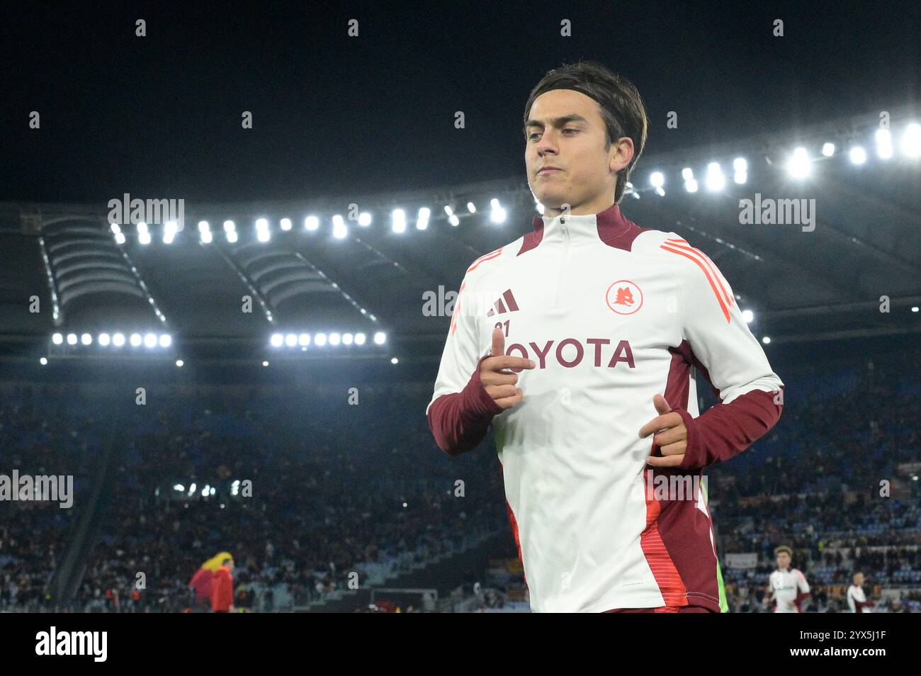 Rom, Italien. Dezember 2024. Paulo Dybala aus Rom, der während des Fußballspiels der UEFA Europa League 2024-2025 zwischen AS Roma und SC Braga im Olympiastadion zu sehen war. Endpunktzahl; AS Roma 3: 0 SC Braga. (Foto: Fabrizio Corradetti/SOPA Images/SIPA USA) Credit: SIPA USA/Alamy Live News Stockfoto