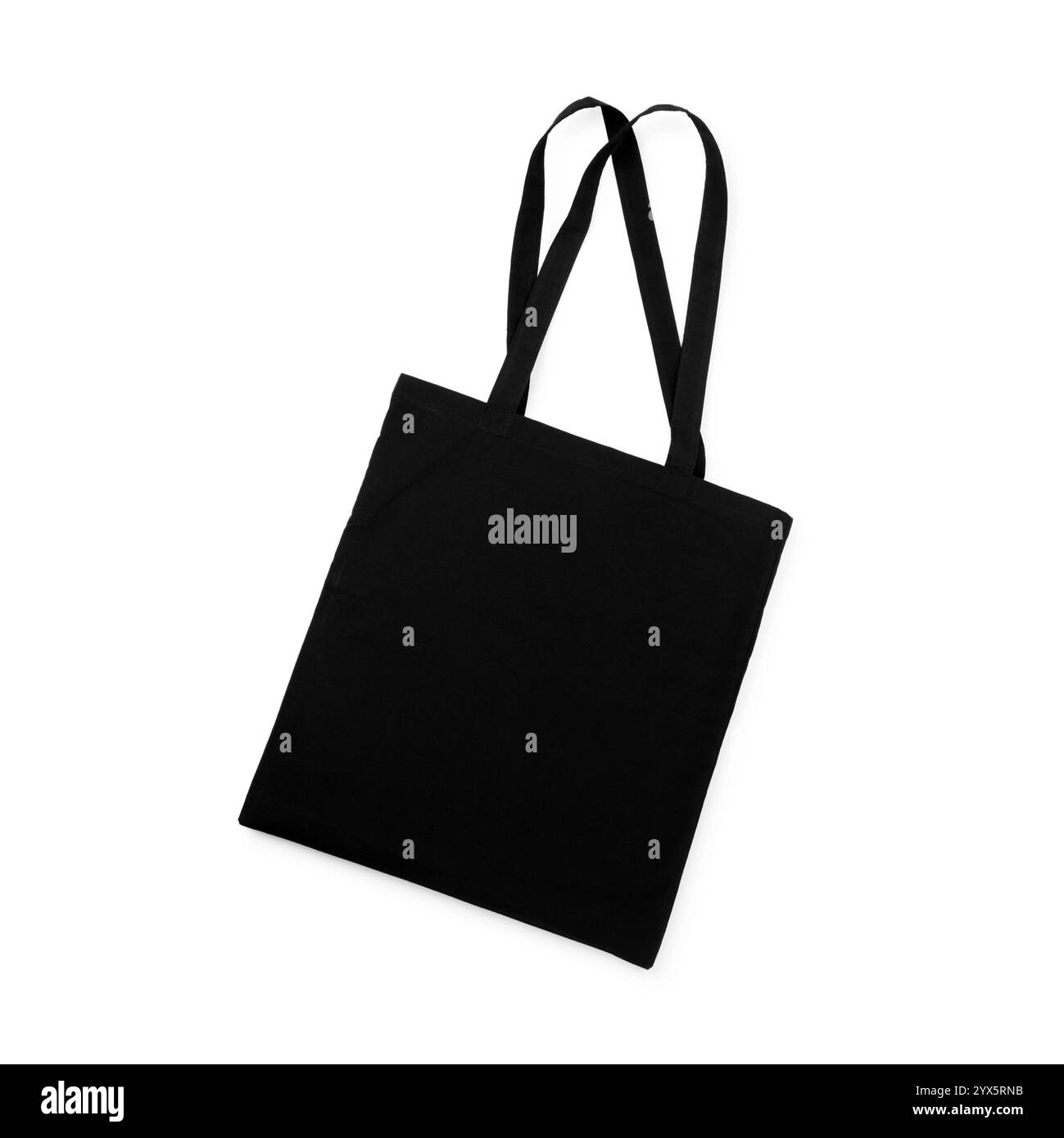 Eine schwarze Einkaufstasche isoliert auf weiß. Modell für Design Stockfoto