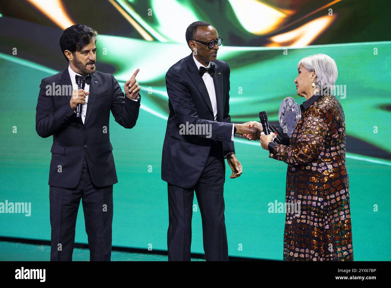 Kagame Paul, Präsident Ruandas, BEN SULAYEM Mohammed, Präsident der FIA, MOUTON Michele, Porträt während der FIA-Preisverleihung 2024 am 13. Dezember 2024 in der BK Arena in Kigali, Ruanda Stockfoto