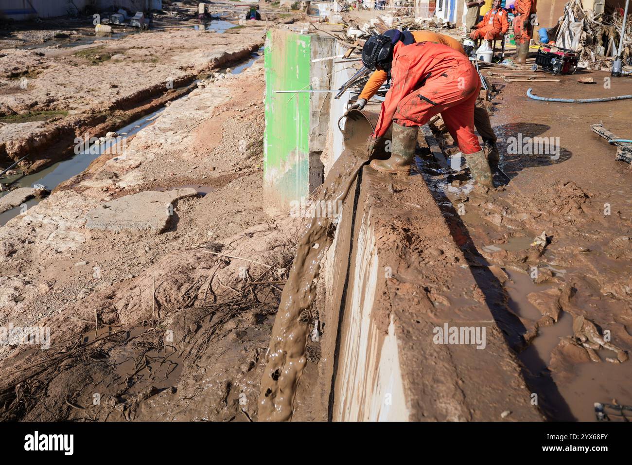 Die „Brigada de Rescate Topos Tlatelolco“ ist ein Rettungsteam, das sich aus Freiwilligen in Gebieten zusammensetzt, die von Naturkatastrophen betroffen sind. Erste-Hilfe-Unfälle Stockfoto