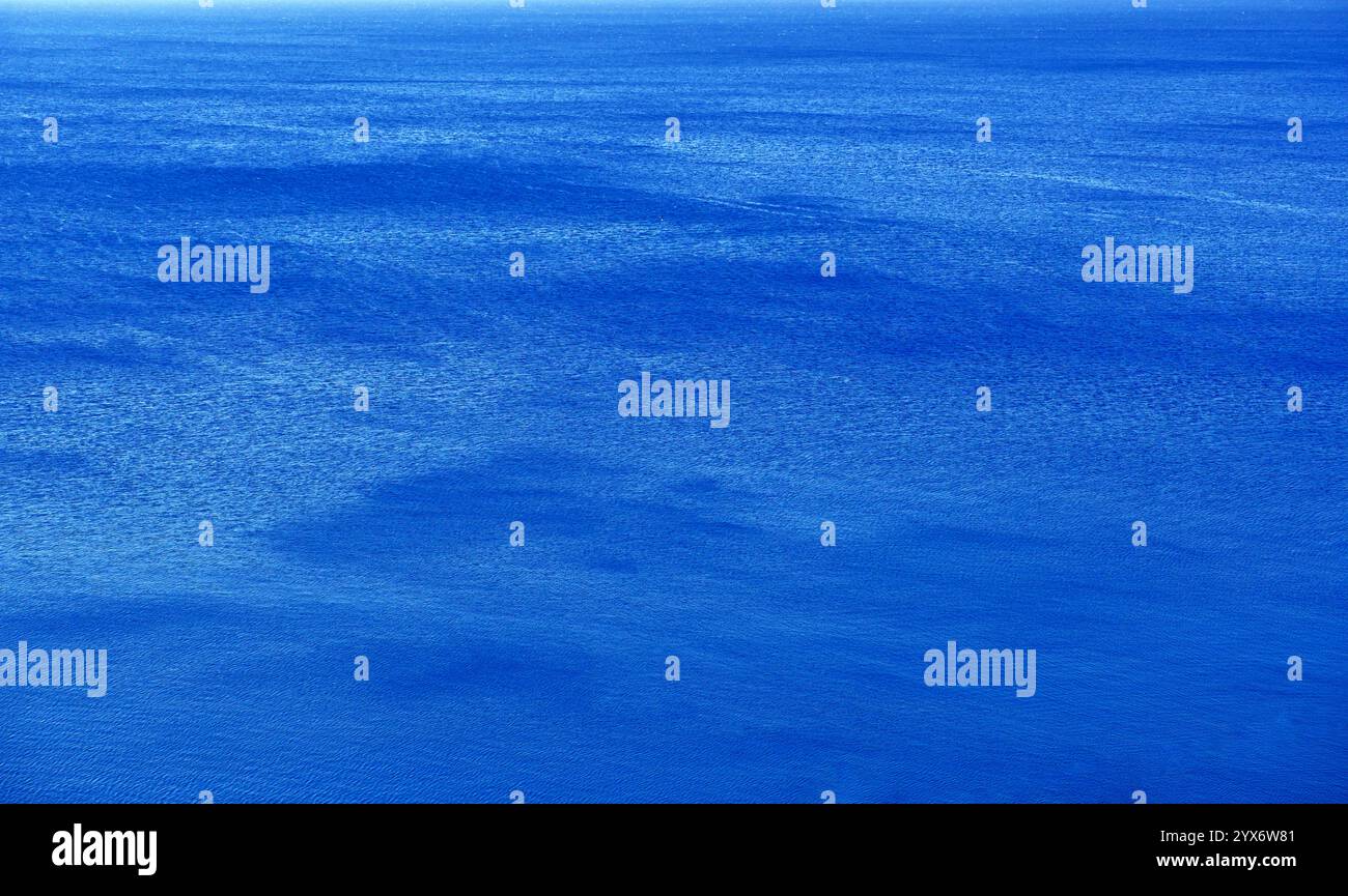 Blauer Hintergrund des Mittelmeers Stockfoto