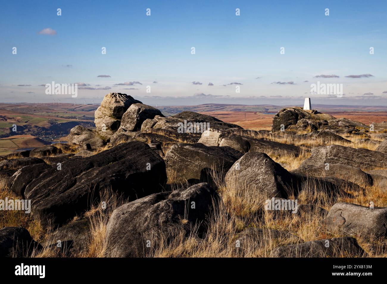 Blick vom Trig Point auf Blackstone Edge, Rochdale, England. Stockfoto