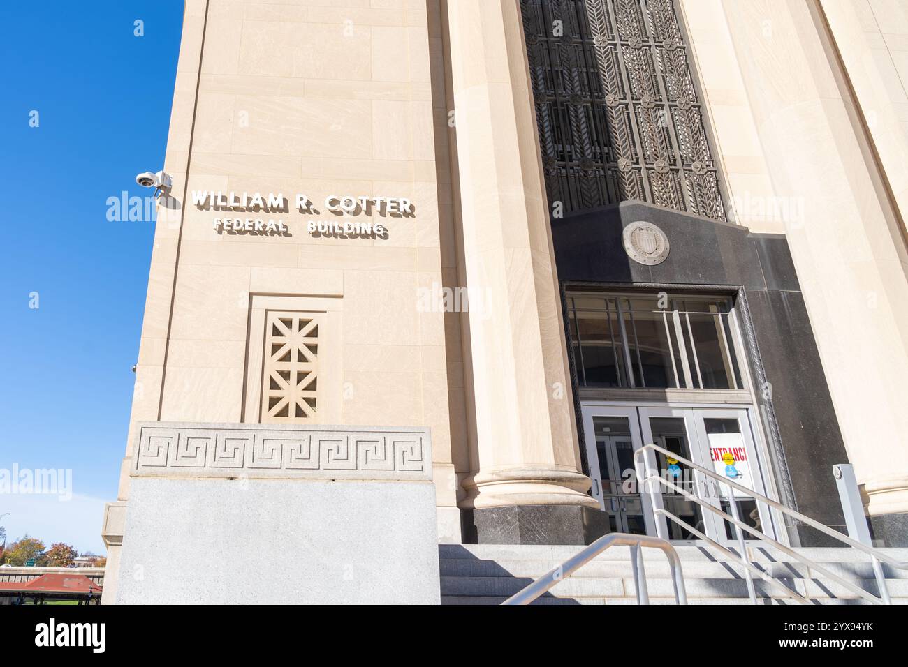 Hartford, CT, USA – 8. November 2023: William R. Cotter Federal Building in Hartford, Connecticut, USA Stockfoto