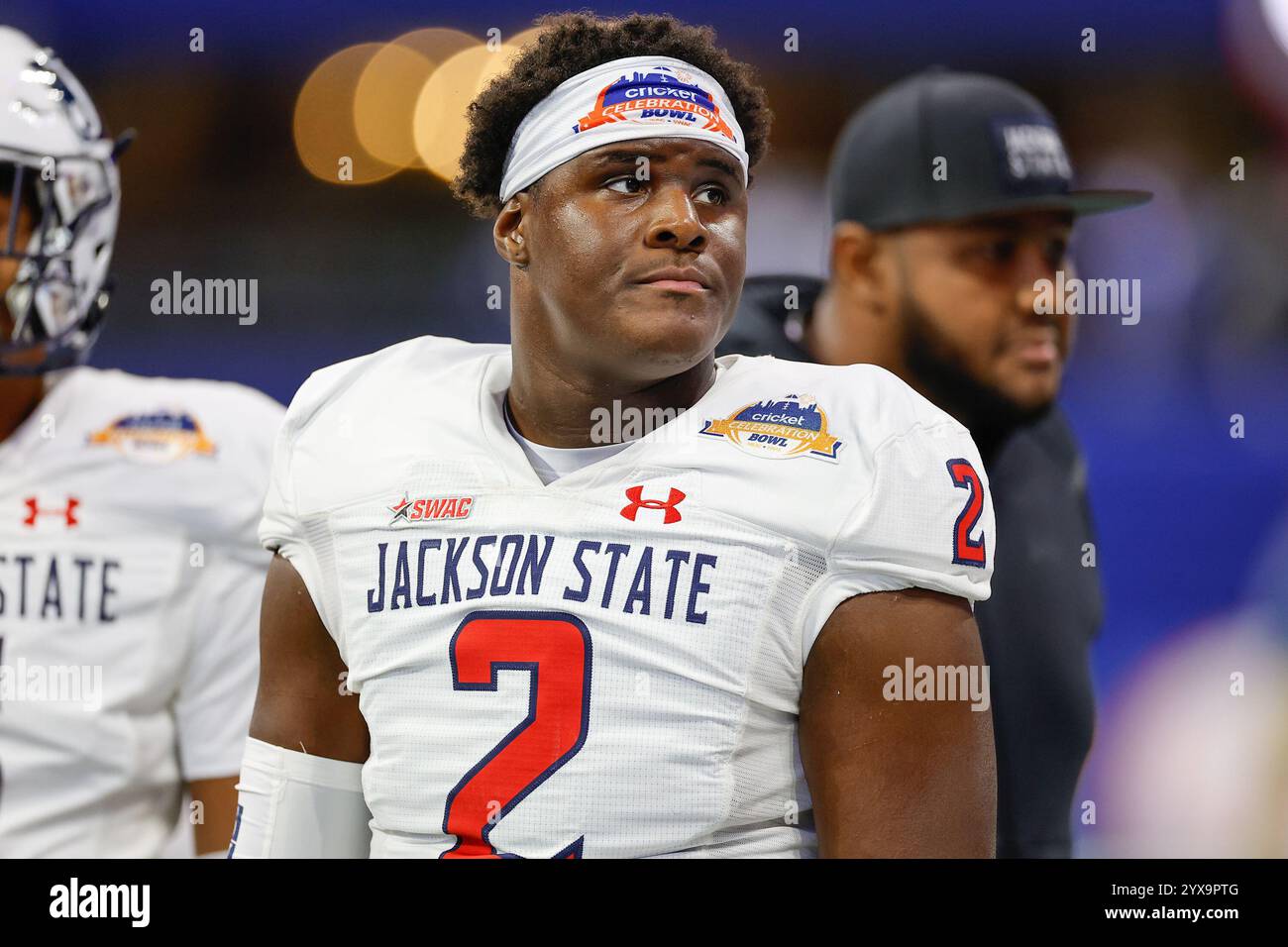 Atlanta, Georgia. Dezember 2024. Die Joshua Adligen von Jackson State spielten vor dem Cricket Celebration Bowl 2024 im Mercedes Benz Stadium in Atlanta, Georgia. Jackson State besiegt South Carolina State mit 28:7. Cecil Copeland/CSM/Alamy Live News Stockfoto