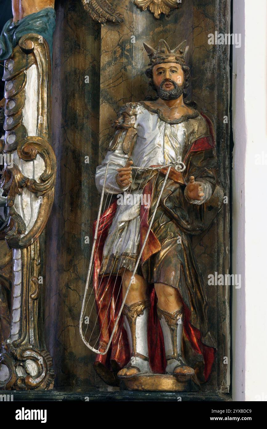 König David, Statue auf dem Altar des Heiligen Josephs in der Pfarrkirche der Heiligen Anna in Osekovo, Kroatien Stockfoto