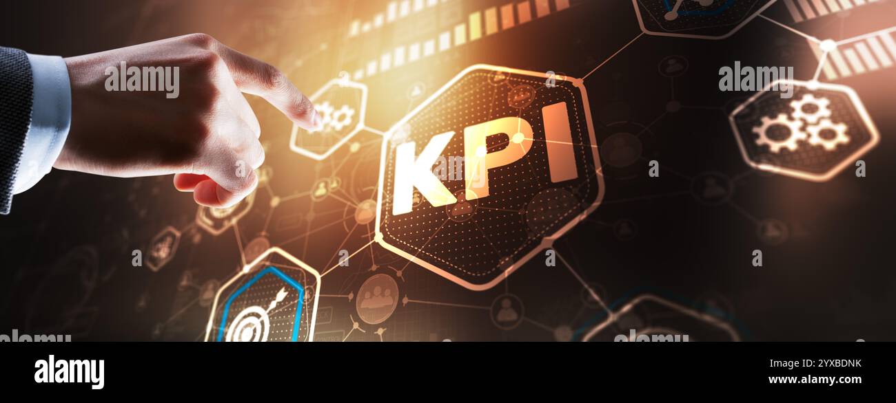 Leistungsindikator. KPI. Geschäftsmann bietet KPI-Erfolgskonzeption Stockfoto