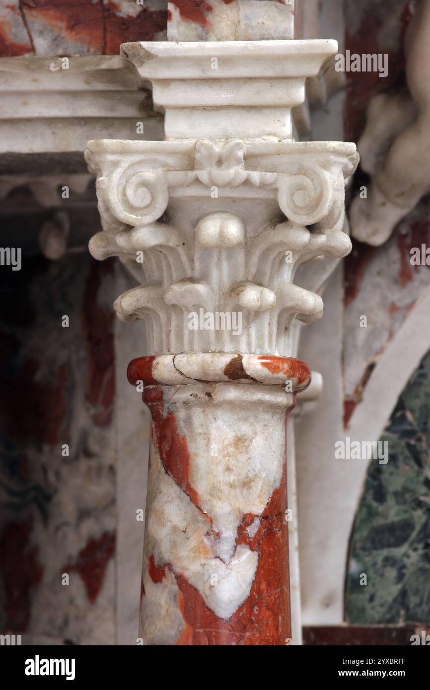 Altardetails in der Allerheiligen-Kirche in Blato, Kroatien Stockfoto Altardetails in der Allerheiligen-Kirche in Blato, Kroatien Stockfoto