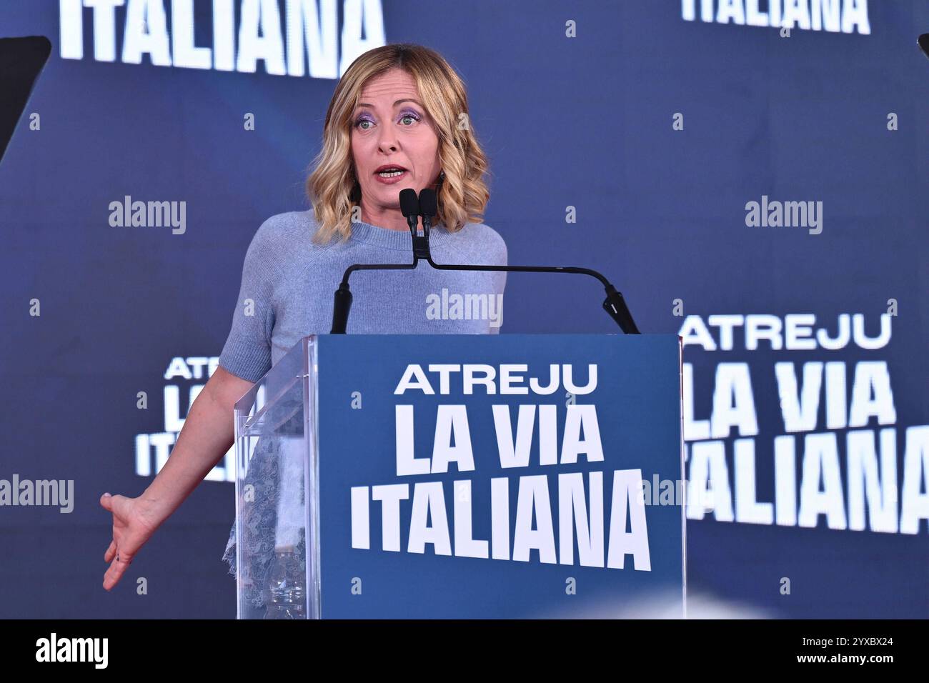 Nachrichten - ATREJU 2024 - 8. TAG Giorgia Meloni Presidente del Consiglio dei Ministri nimmt am 15. Dezember 2024 in Rom Teil. 25. Ausgabe von Atreju, die Fratelli d Italia Party findet im Circus Maximus in Rom statt.& XA Rome Circo Massimo Italien Copyright: XDomenicoxCippitellix/xLiveMediax LPN 1651047 Stockfoto