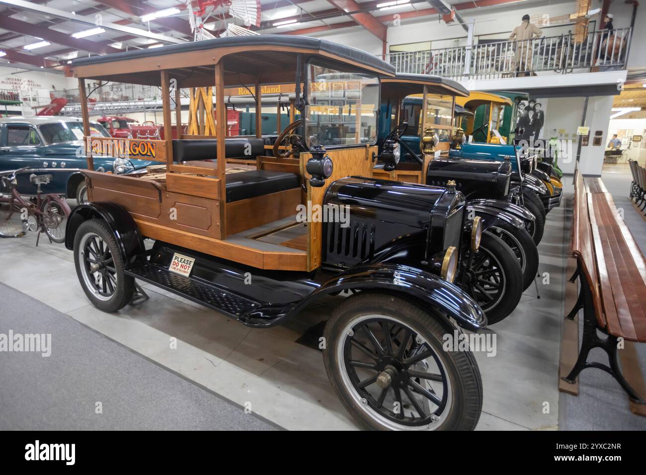 Holdrege, Nebraska: Antike Automobile werden im Nebraska Prairie Museum ausgestellt. Stockfoto
