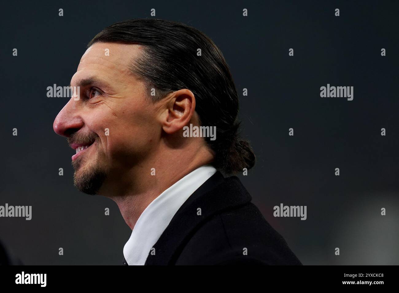 Zlatan Ibrahimovic vor Mailand und Genua im San Siro Stadion in Mailand, Norditalien - Sonntag, 15. Dezember 2024. Sport - Fußball . (Foto: Spada/LaPresse) Credit: LaPresse/Alamy Live News Stockfoto