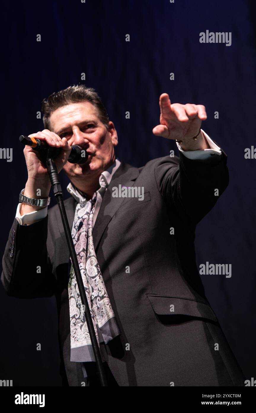 London, Vereinigtes Königreich. November 2024. Es ist ein Revival-Abend in den 80er Jahren in der O2 Arena, als der Ex-Spandau Ballet-Sänger Tony Hadley für den Culture Club eröffnet. Cristina Massei/Alamy Live News. Stockfoto London, Vereinigtes Königreich. November 2024. Es ist ein Revival-Abend in den 80er Jahren in der O2 Arena, als der Ex-Spandau Ballet-Sänger Tony Hadley für den Culture Club eröffnet. Cristina Massei/Alamy Live News. Stockfoto