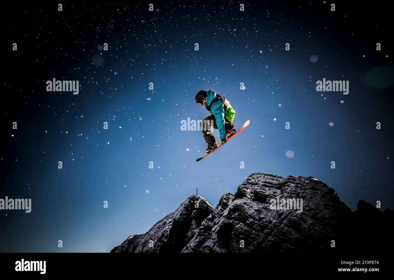 Snowboarden auf dem Dachstein-Gletscher Stockfoto