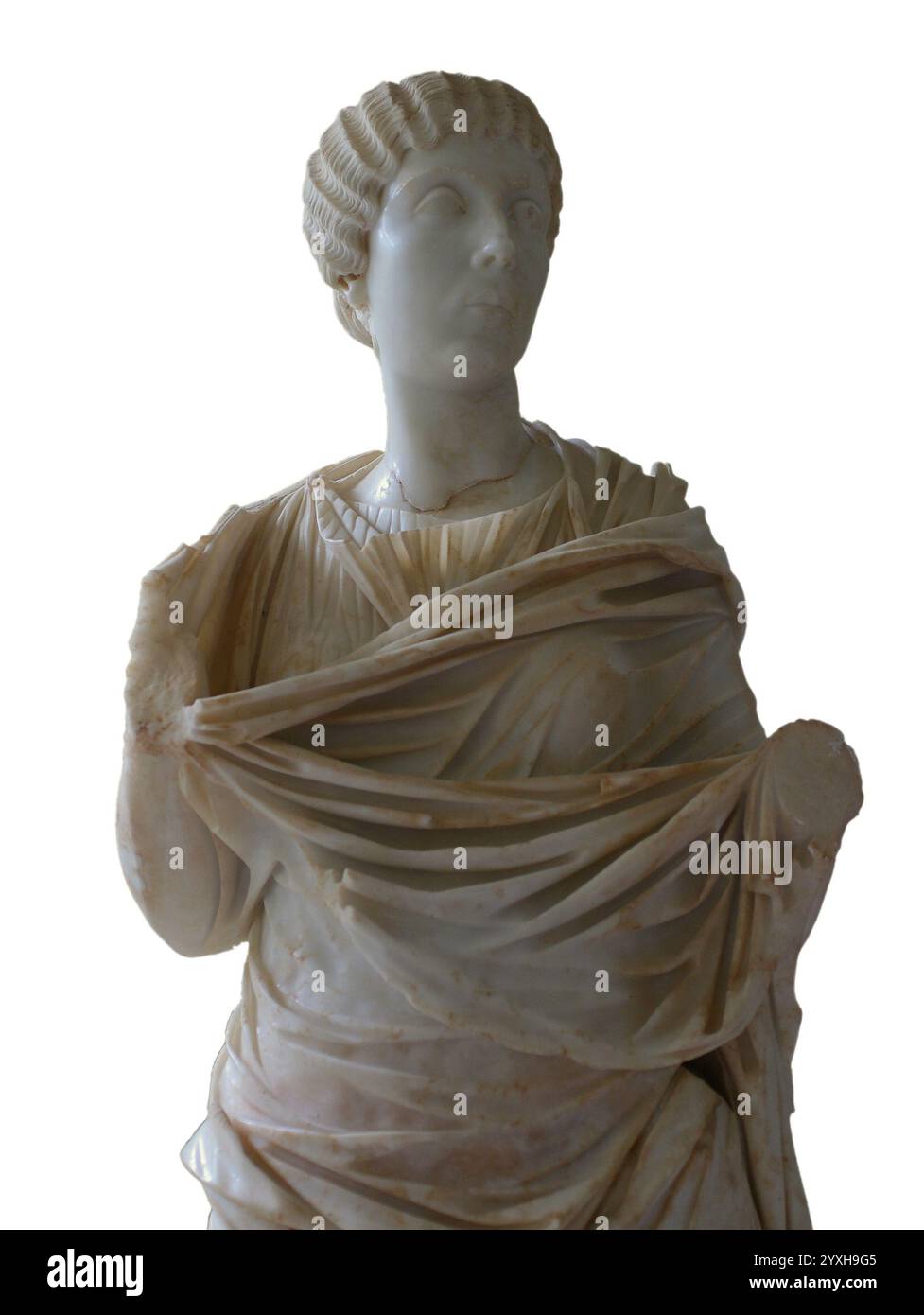 Aufwendig gestaltete, antike römische Statue aus Marmor einer Dame. Leptis Magna, Tripolis, Libyen. UNESCO-Weltkulturerbe. Isoliert auf weiß. Stockfoto