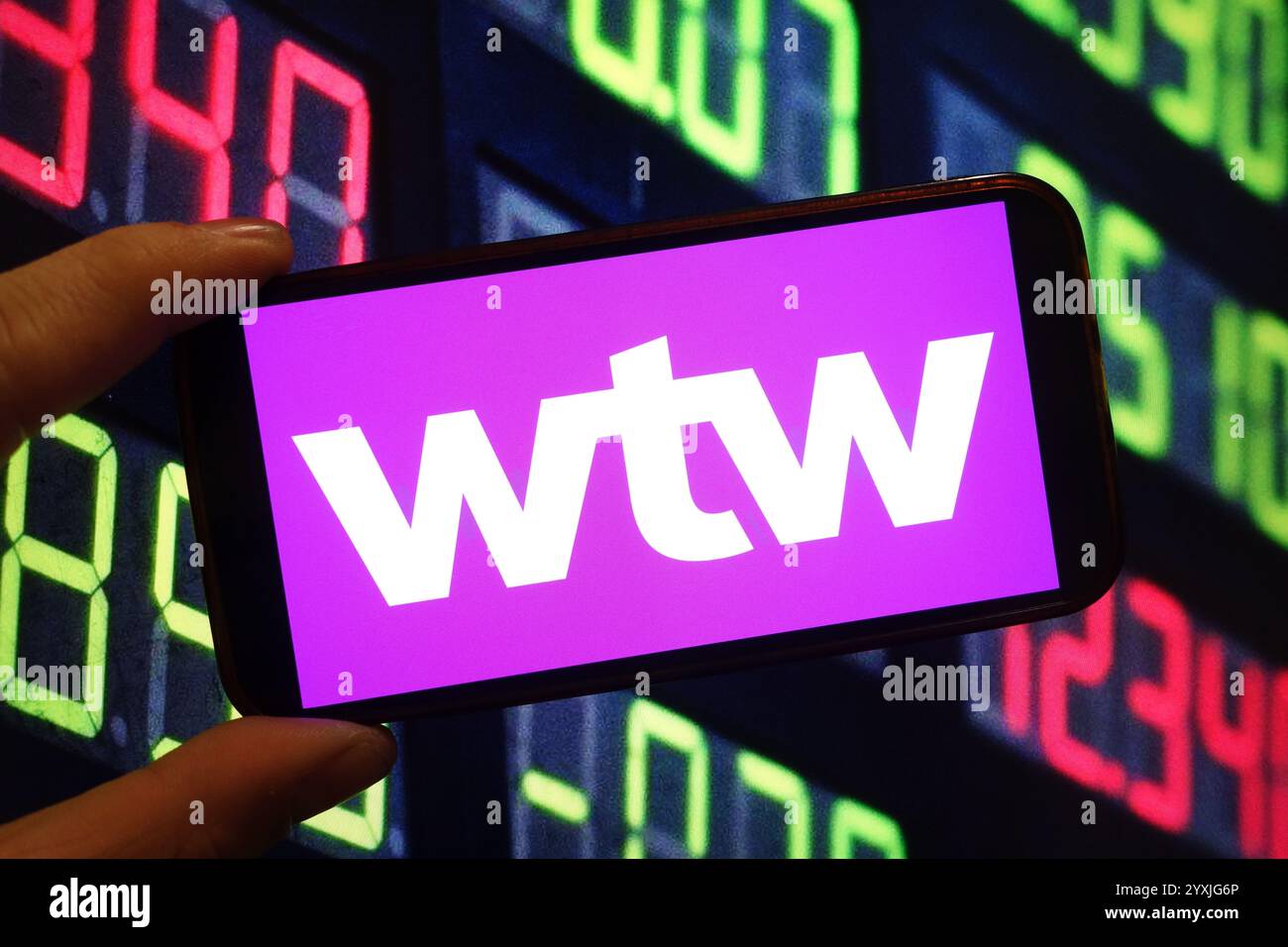 Polen. Dezember 2024. In dieser Fotoabbildung wird das Willis Towers Watson Firmenlogo auf einem Smartphone-Bildschirm angezeigt. (Credit Image: © Piotr SWAT/SOPA Images via ZUMA Press Wire) NUR REDAKTIONELLE VERWENDUNG! Nicht für kommerzielle ZWECKE! Stockfoto