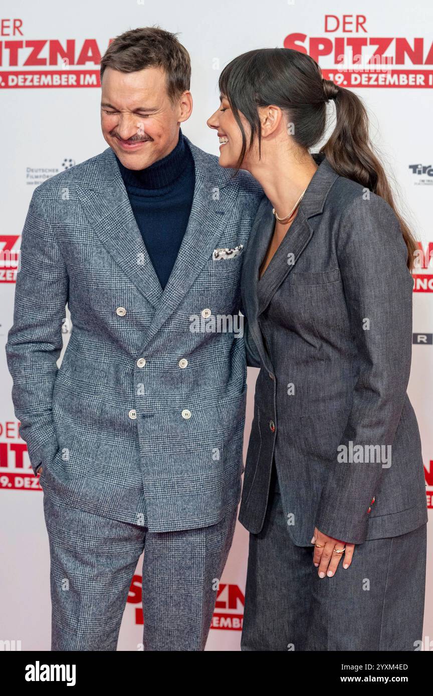 Florian David Fitz und Janina Uhse bei der Premiere des Kinofims der Spitzname im Mathäser Filmpalast. München, 16.12.2024 *** Florian David Fitz und Janina Uhse bei der Premiere des Films der Spitzname im Mathäser Filmpalast München, 16 12 2024 Foto:Xn.xKolinzx/xFuturexImagex spitzname 4259 Stockfoto