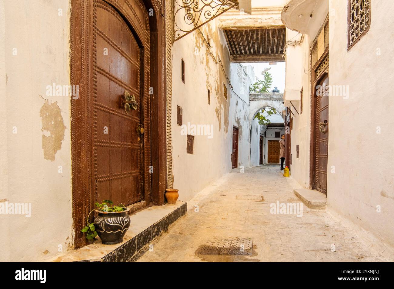 Straßenansicht der Häuser in Tetouan, Marokko, Nordafrika Stockfoto