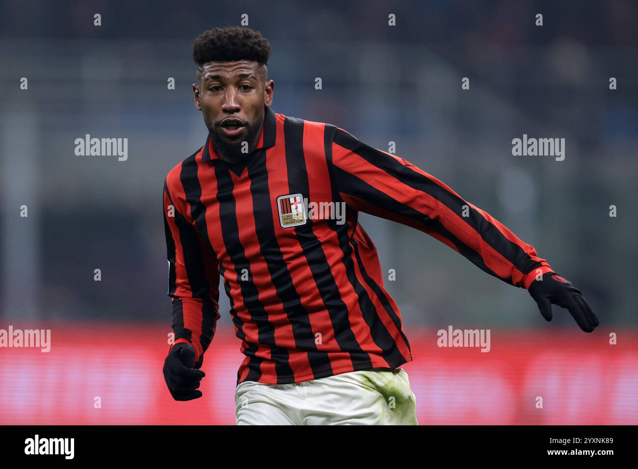 Mailand, Italien. Dezember 2024. Emerson Royal vom AC Milan während des Spiels der Serie A in Giuseppe Meazza, Mailand. Der Bildnachweis sollte lauten: Jonathan Moscrop/Sportimage Credit: Sportimage Ltd/Alamy Live News Stockfoto