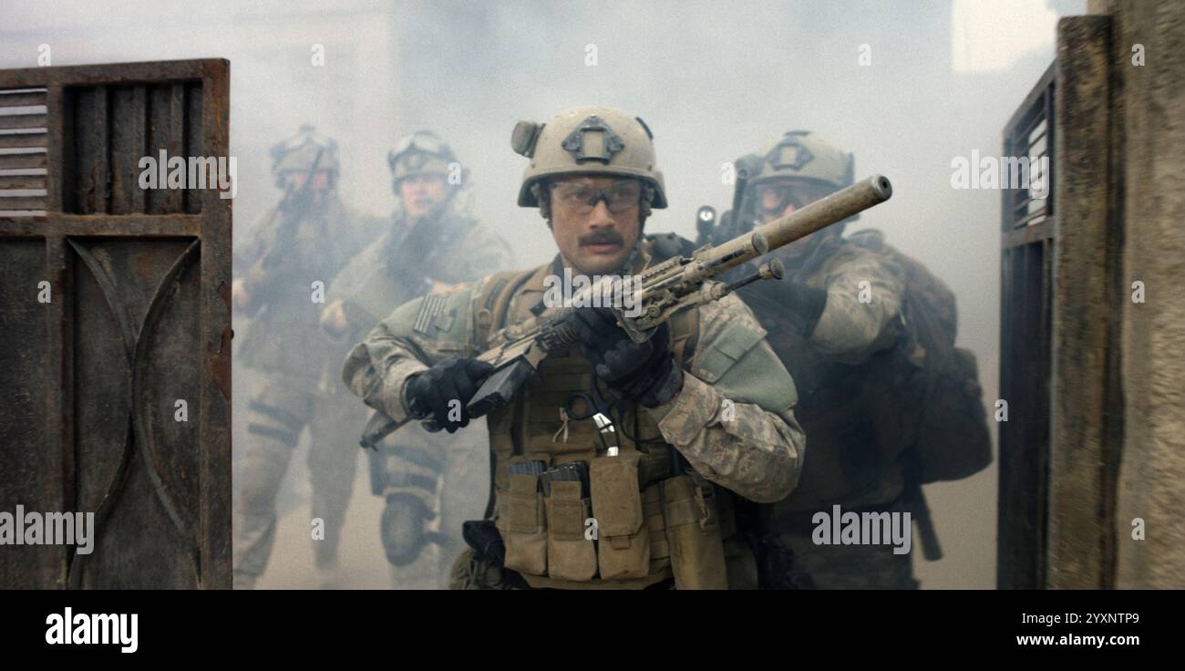 Warfare (2025) unter der Regie von Ray Mendoza und Alex Garland mit Joseph Quinn. Eine düstere Untersuchung der Auswirkungen des Krieges auf Erinnerung und Realität. Werbung NUR REDAKTIONELLE VERWENDUNG. Quelle: BFA / A24 Stockfoto