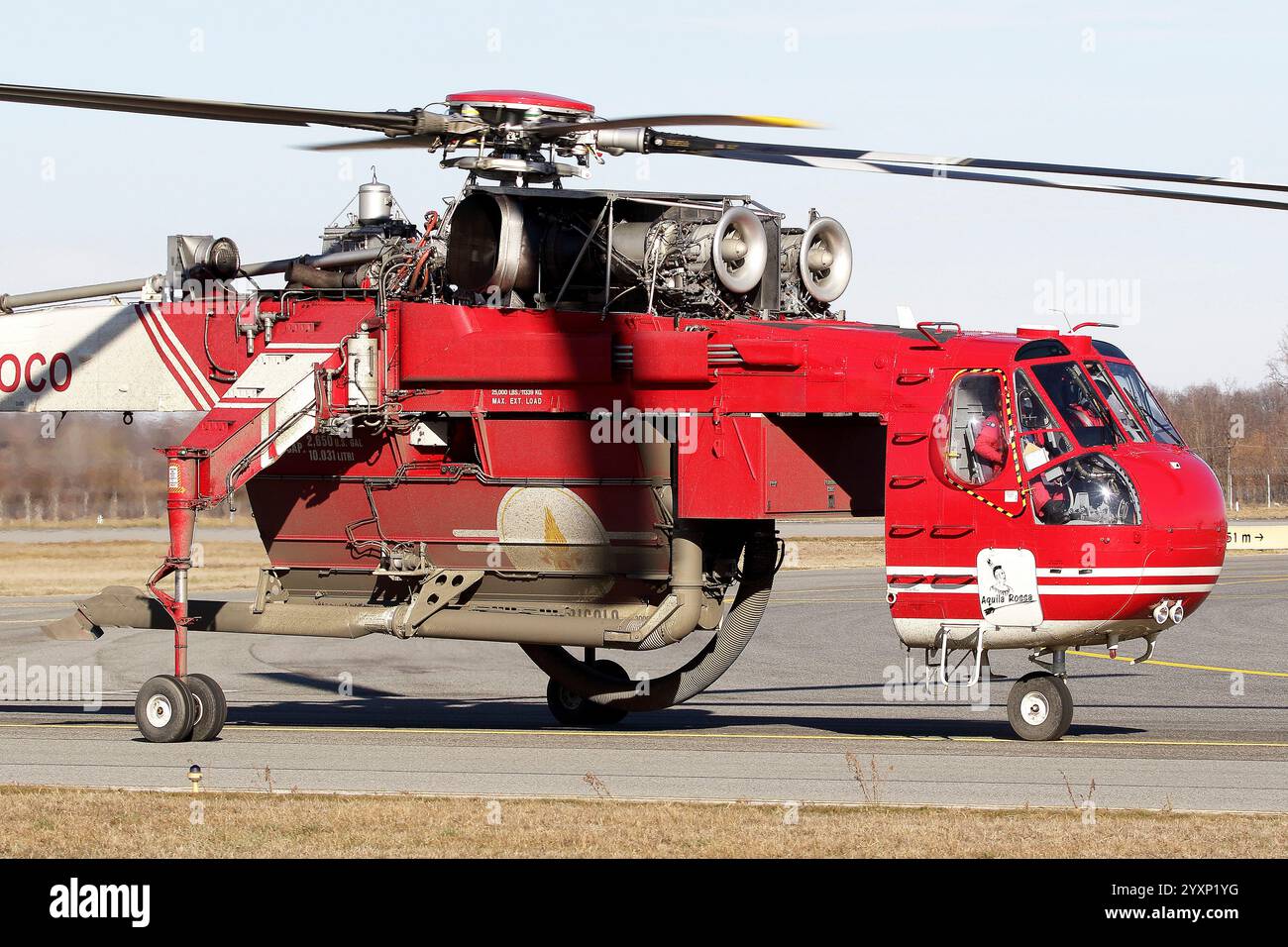 Ein S-64F Skykran des italienischen Feuerwehrdienstes Vigili del Fuoco. Stockfoto