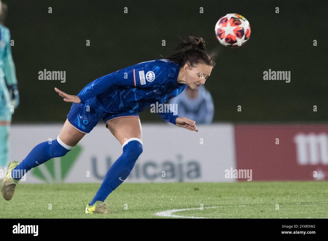 MADRID, SPANIEN - 17. Dezember: Nathalie Bjorn aus Chelsea im Spiel der UEFA Women's Champions League zwischen Real Madrid und Chelsea im Alfredo Di Stefano Stadion in Madrid. (Foto: Guillermo Martinez) Guillermo Martinez/Alamy Live News Stockfoto