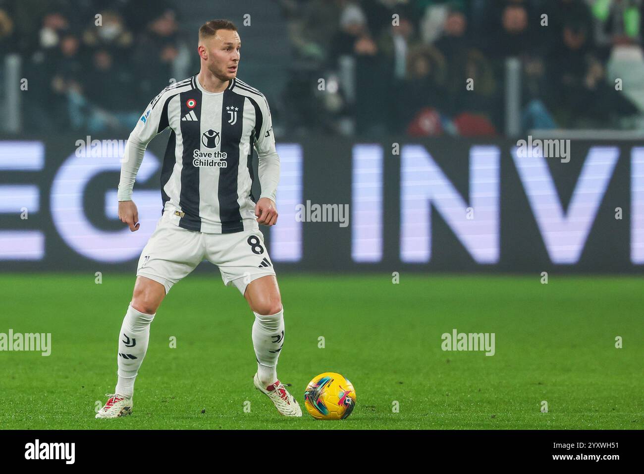 Turin, Italien. Dezember 2024. Teun Koopmeiners vom Juventus FC wurde 2024/25 während des Fußballspiels der Serie A zwischen Juventus FC und Venezia FC im Allianz Stadion gezeigt. Credit: dpa/Alamy Live News Stockfoto