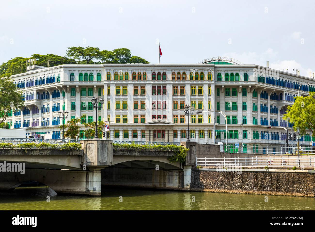 Coleman Bridge und MICA Building, auch bekannt als Old Hill Street Police Station, Singapur, Foto: David Rowland / One-Image.com Stockfoto