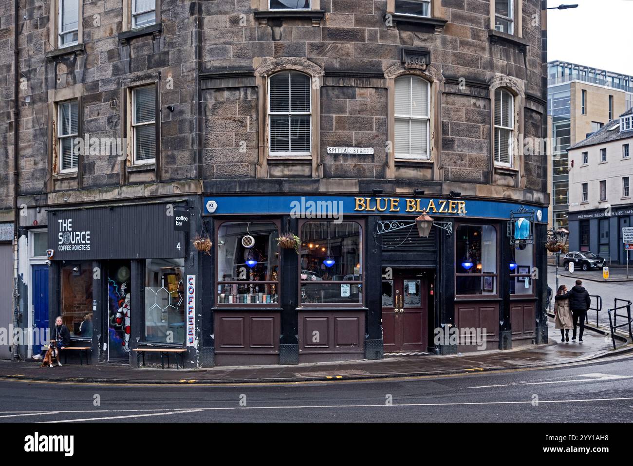 Der Blue Blazer traditionelle Real Ale Pub in Spittal Street, Edinburgh, Schottland, Großbritannien. Stockfoto