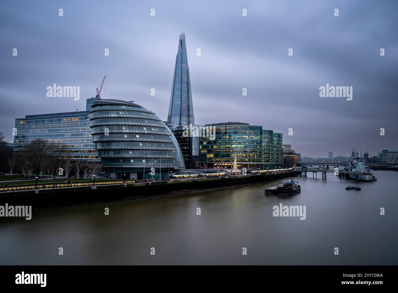 London Assembly Building (City Hall), Shard and River Thames, London, Großbritannien. Stockfoto