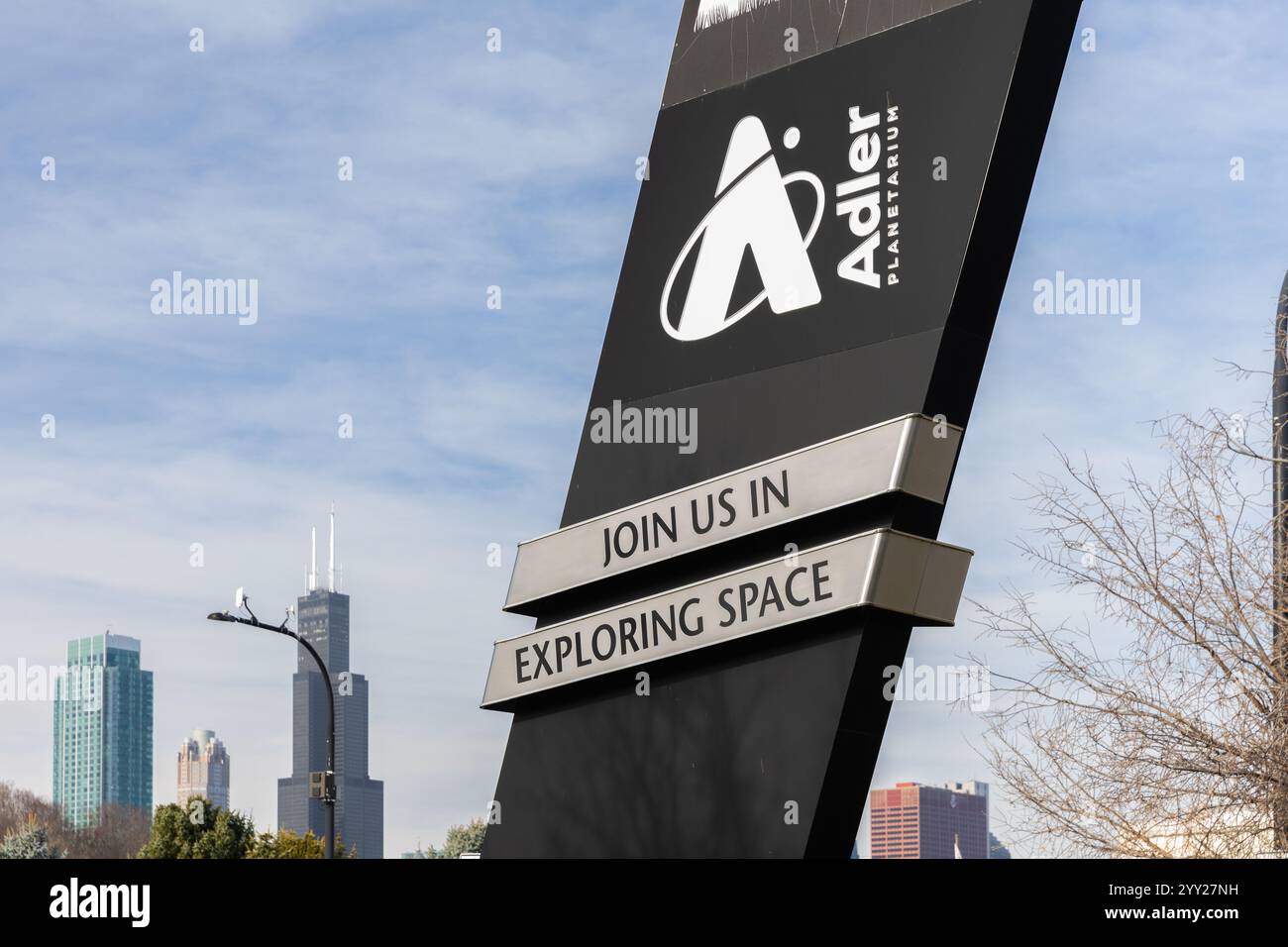 Das Adler Planetarium befindet sich auf dem Museum Campus in der Innenstadt von Chicago und ist das erste Planetarium Amerikas. Stockfoto