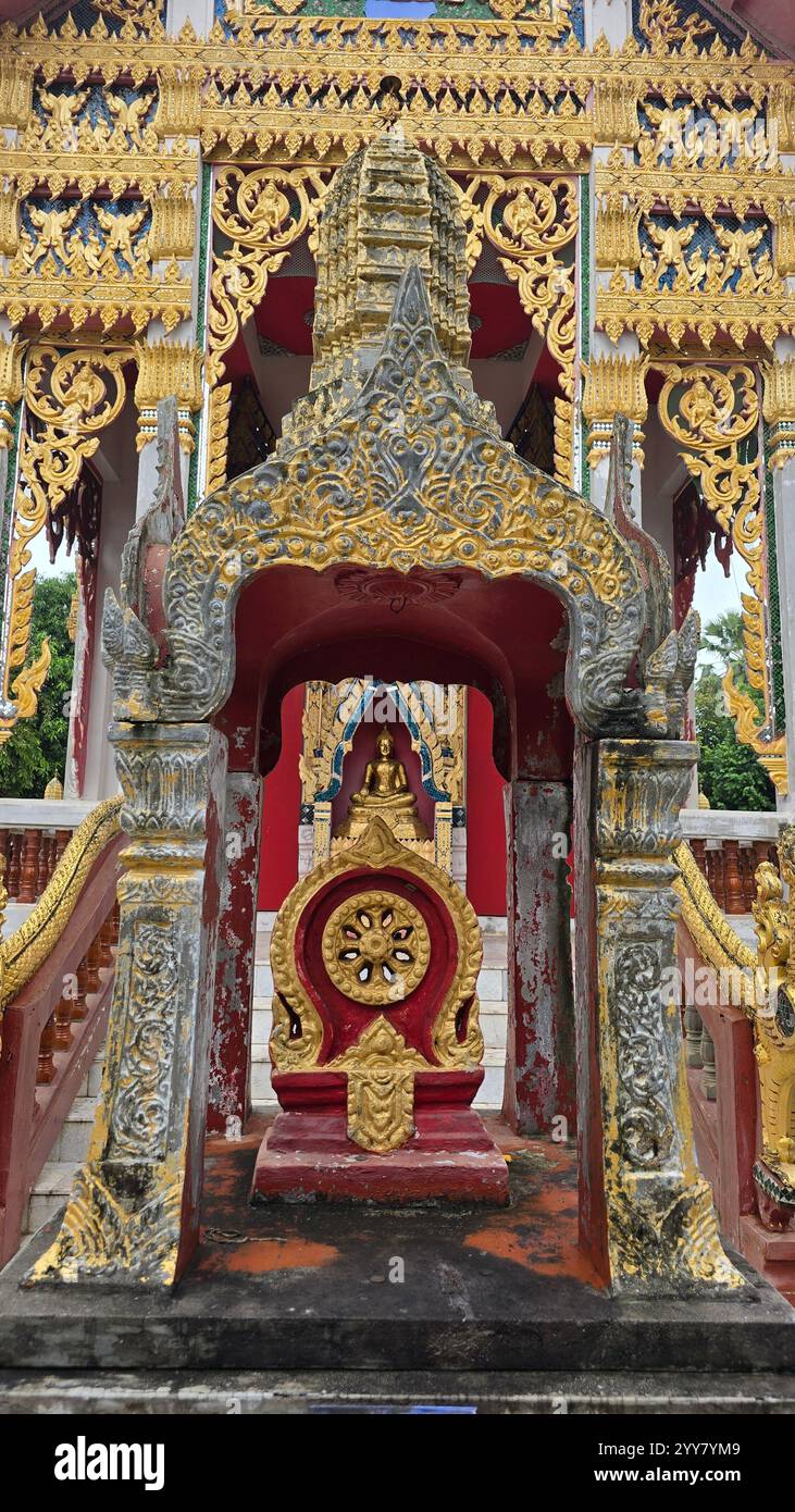 Thailändische Buddhistische Tempel - Smartphone-aufgenommenes Stockfoto