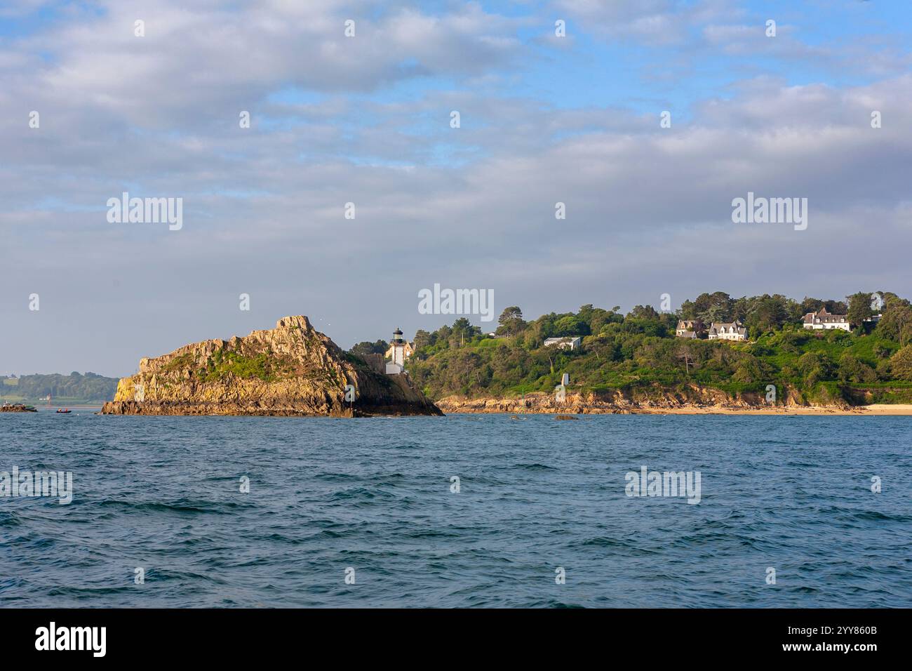 Île Louët am Eingang zur Rade de Morlaix, Finistere, Bretagne, Frankreich Stockfoto