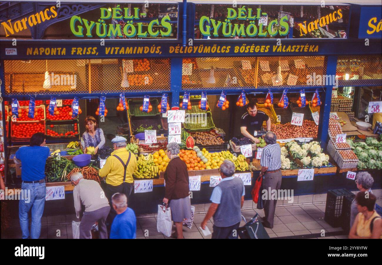 Ungarn, große Markthalle oder zentrale Markthalle ist der größte und älteste Indoor-Markt in Budapest. Stockfoto