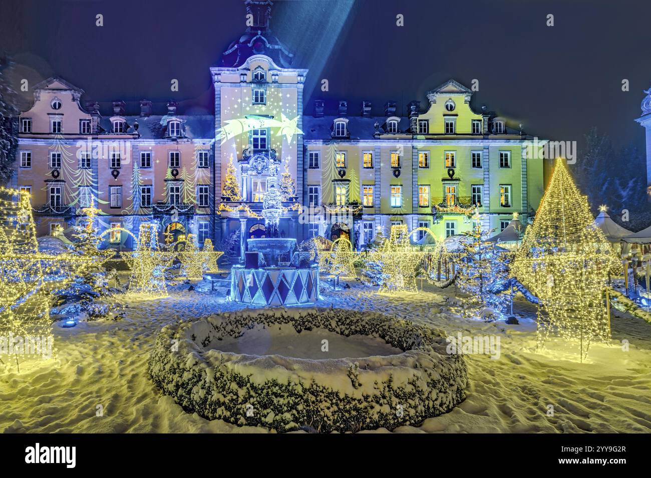 Schloss Weihnachtszauber Schnee beleuchtet Bueckeburg Deutschland Stockfoto