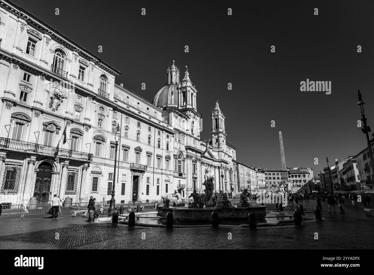 Rom, Italien - 5. April 2019: Die Piazza Navona ist ein öffentlicher Platz in Rom, der auf dem Domitian-Stadion in Form eines offenen Raumes des Stadions errichtet wurde Stockfoto