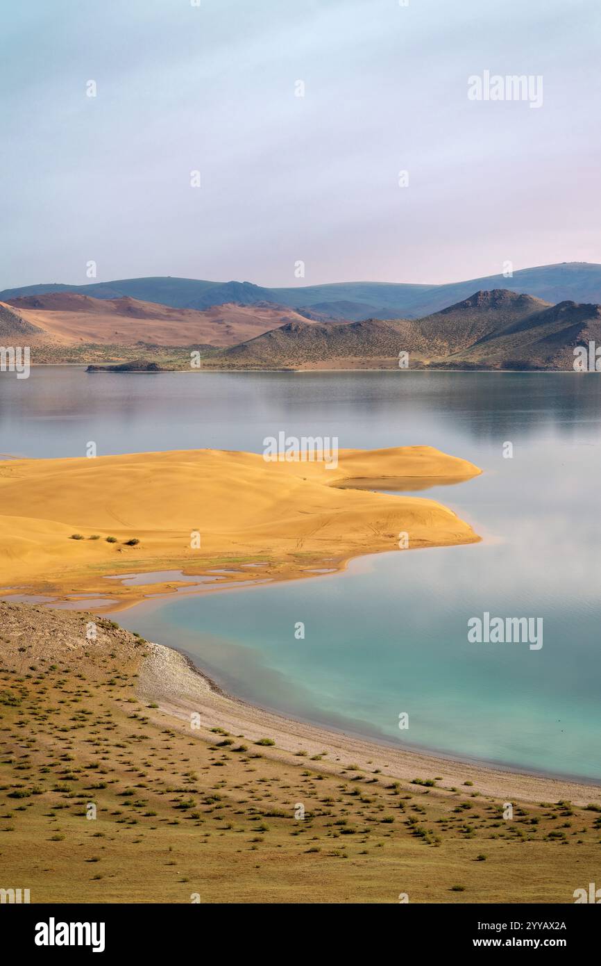 Gobi Wüste und Seen in der Zentralmongolei Stockfoto